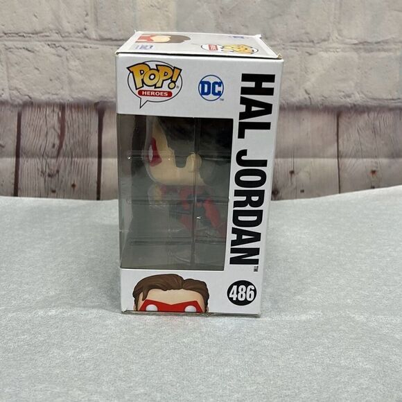 Funko Pop #486 DC Superheroes Hal Jordan TargetCon 2024 Exclusive - Picture 2 of 4
